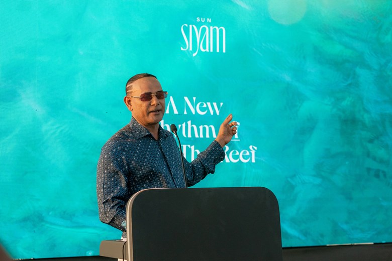 L'Honorable Ahmed Siyam Mohamed