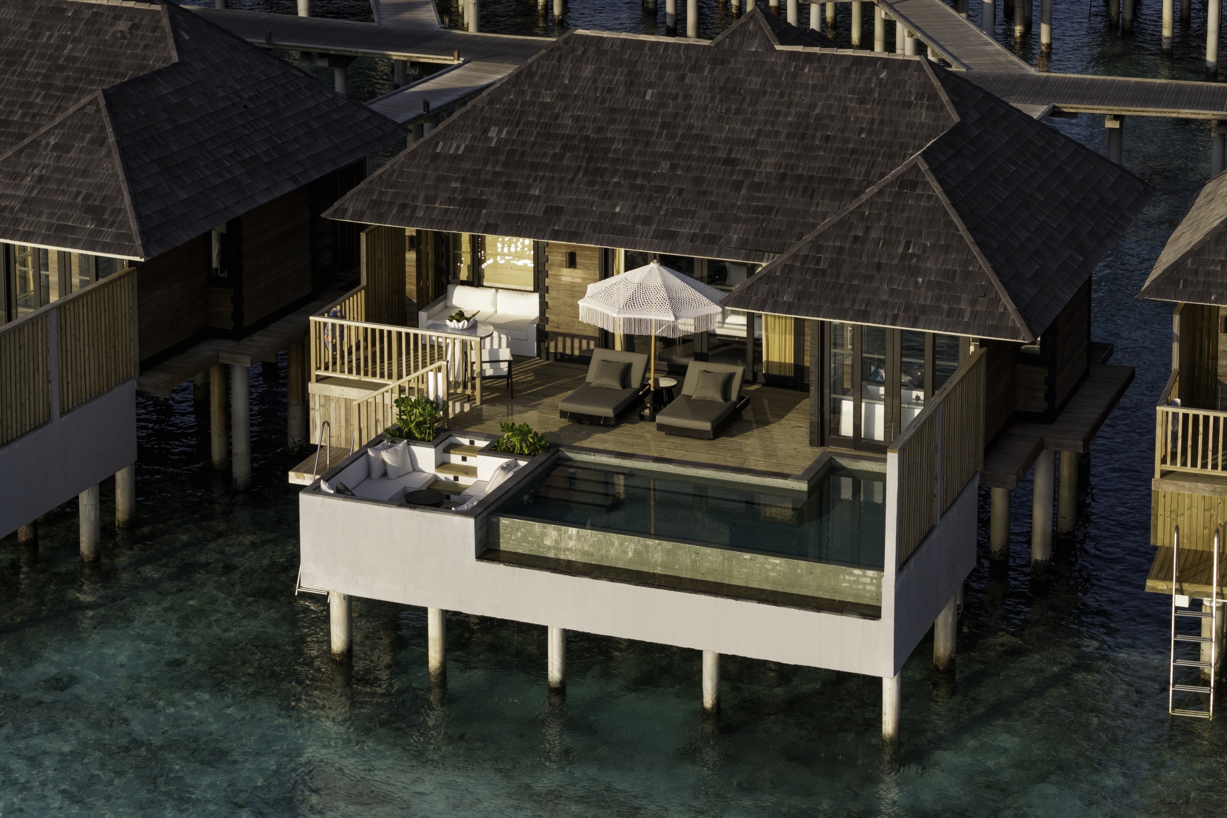 Horizon Water Villa con piscina