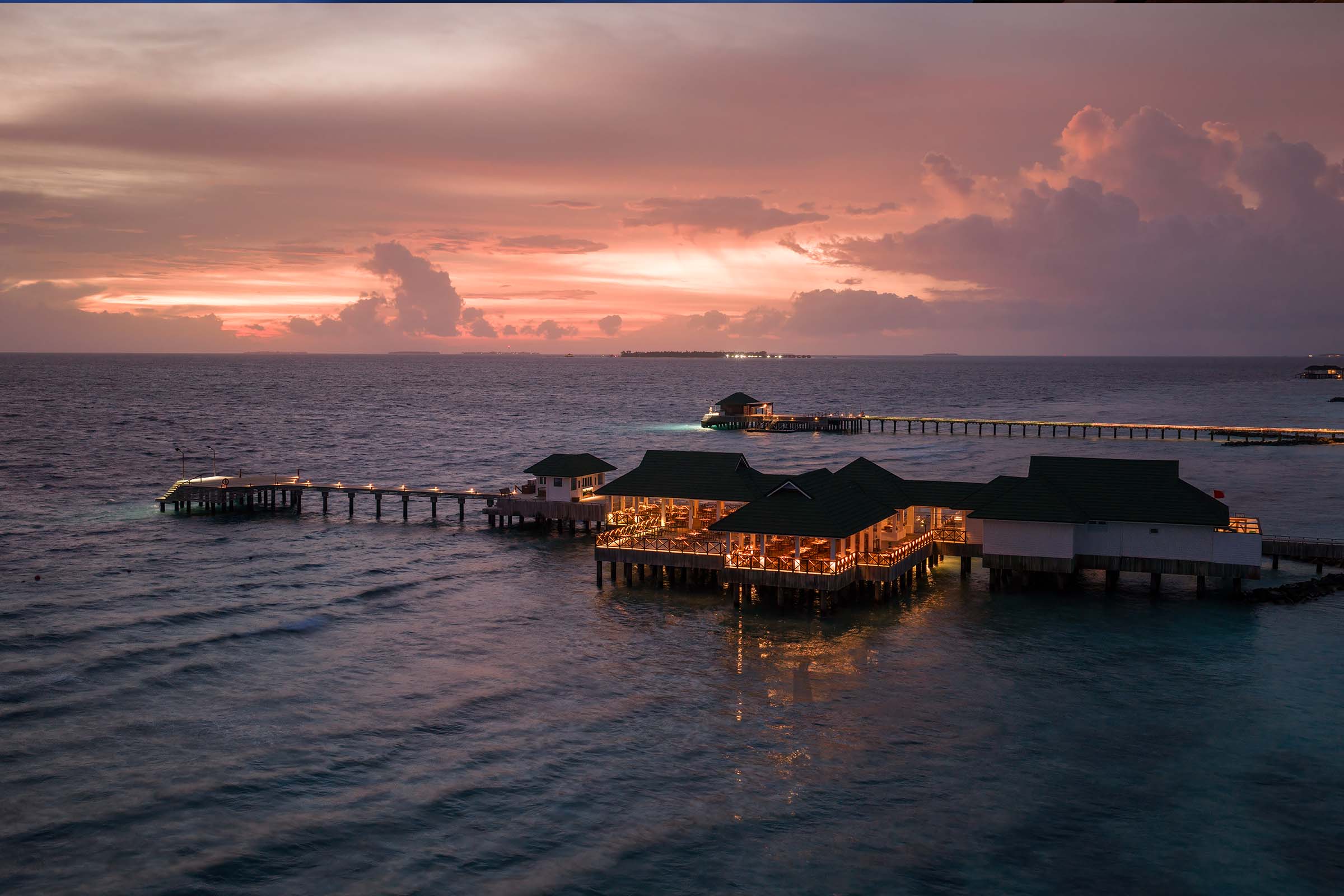 Siyam World Takrai Thai Restaurant Sunset View