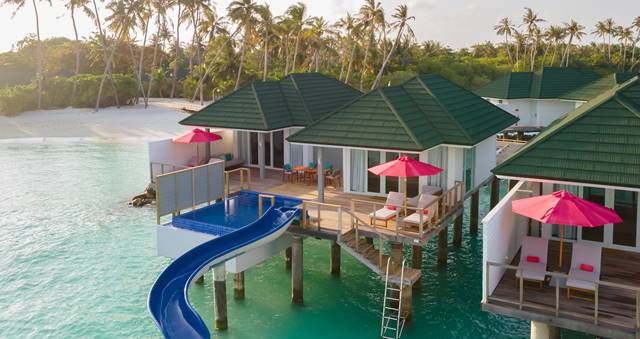 Two Bedroom Lagoon Villa With Pool And Slide Exterior