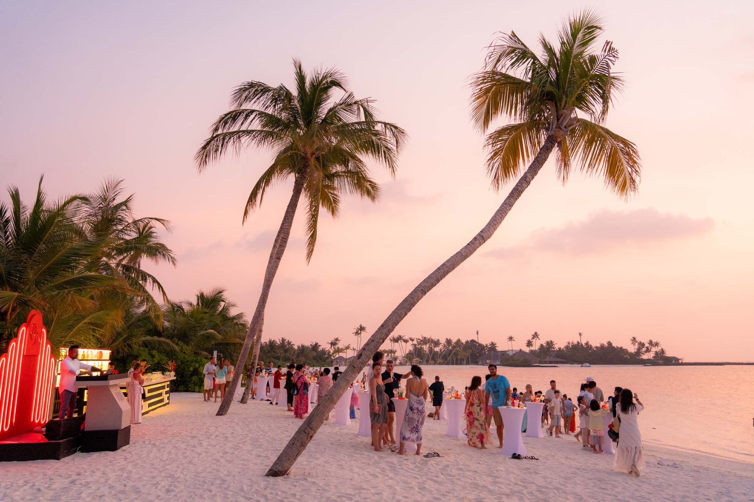 Sun Siyam Iru Veli Cocktail Party 2026 18