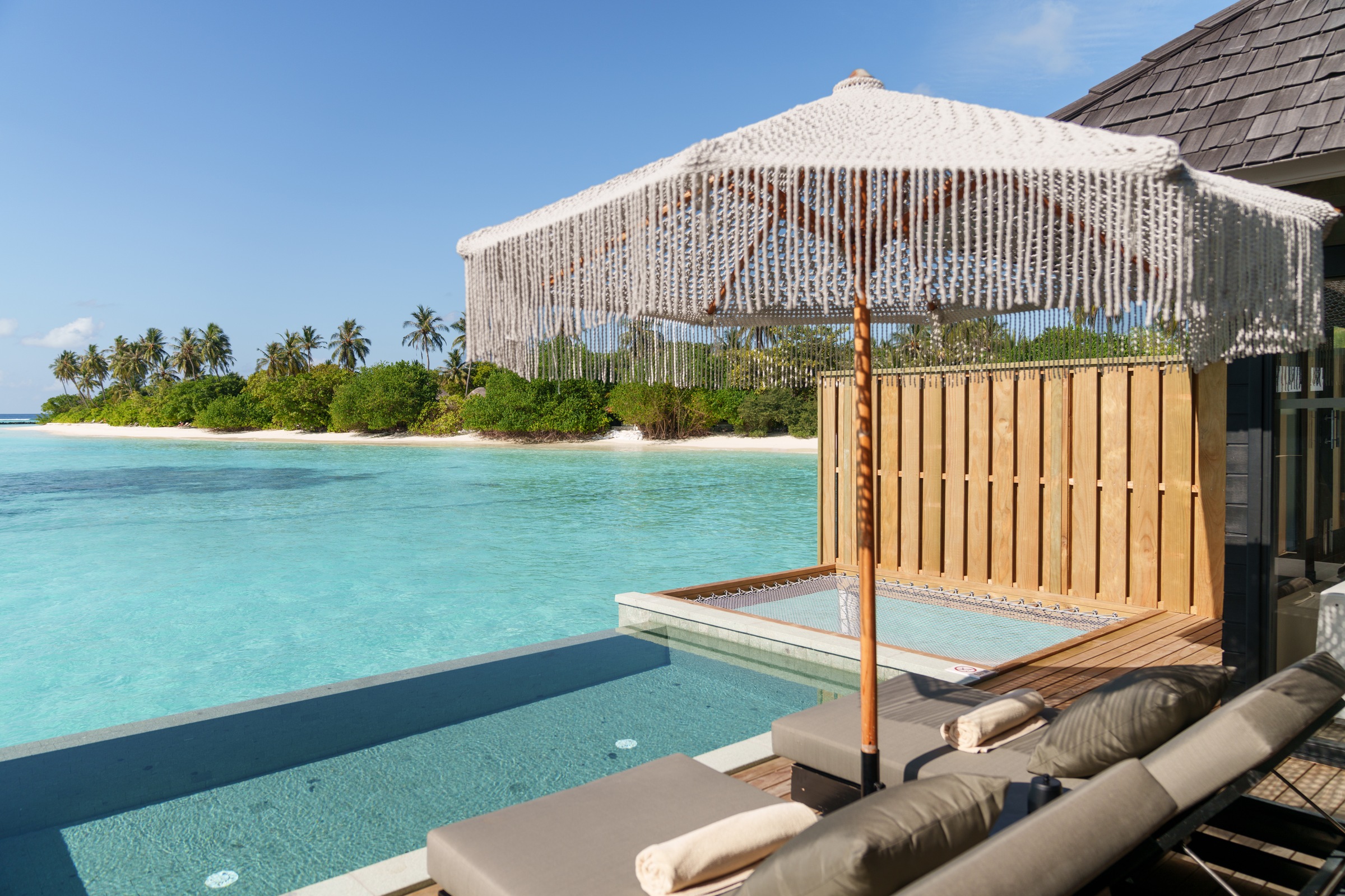Water Villa con piscina