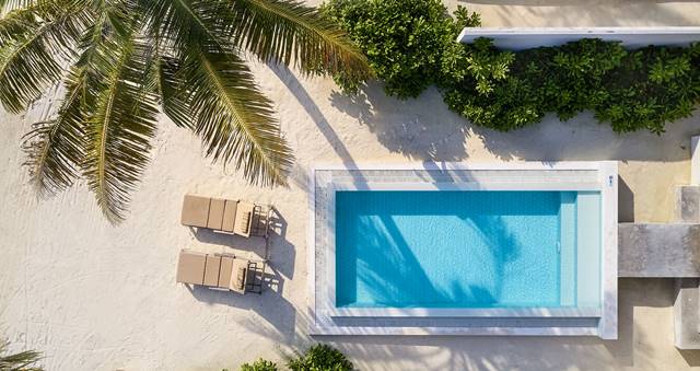 Aerial View Grand Beach Suite with Pool_5