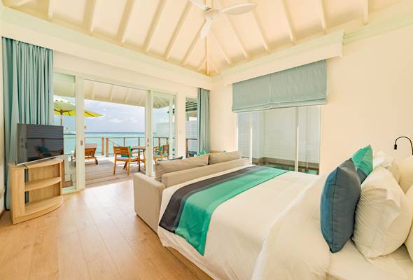 Two Bedroom Lagoon Villa With Pool And Slide Bed